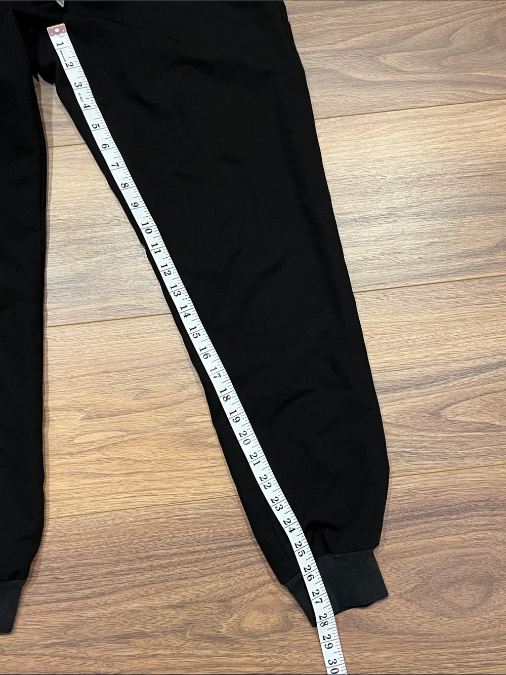 Figs Women’s Zamora Jogger in Black Size Small - Picture 6 of 8